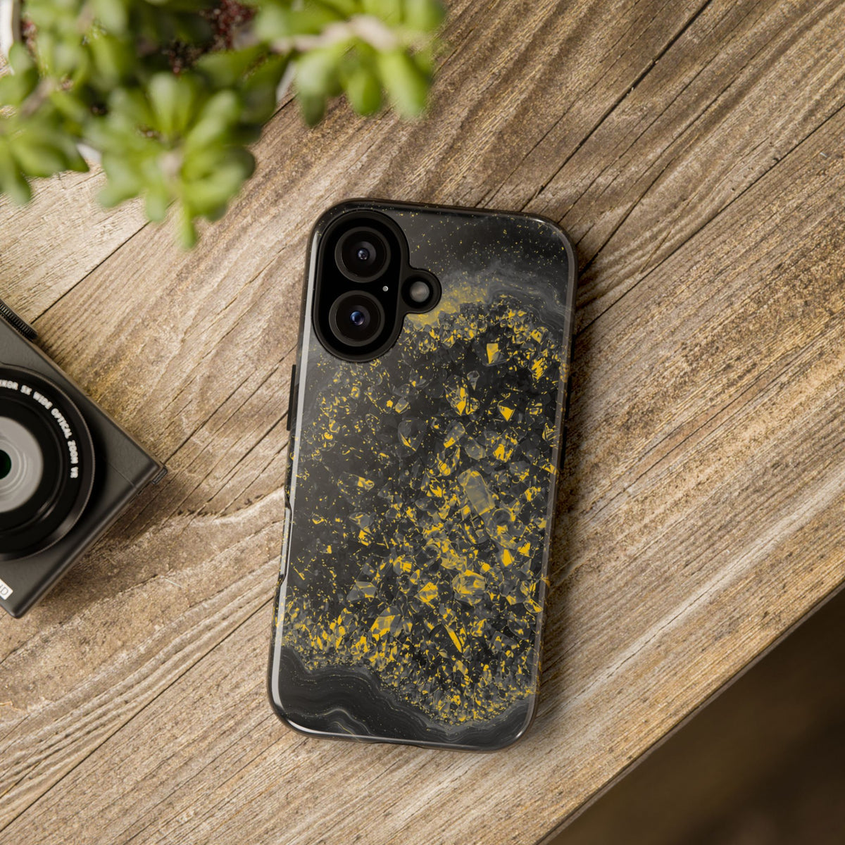 Geode Core - Mono Gold Spark Phone Case